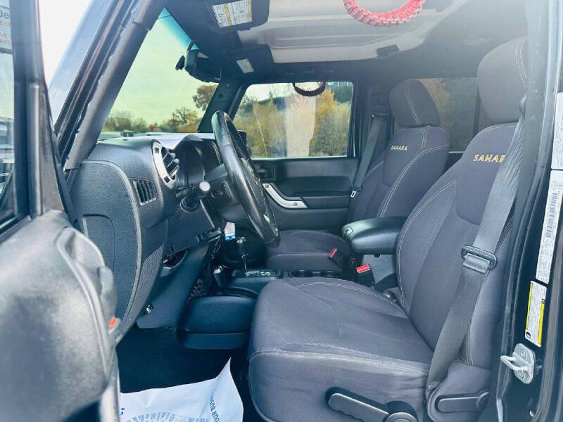 2013 Jeep Wrangler Unlimited Sahara