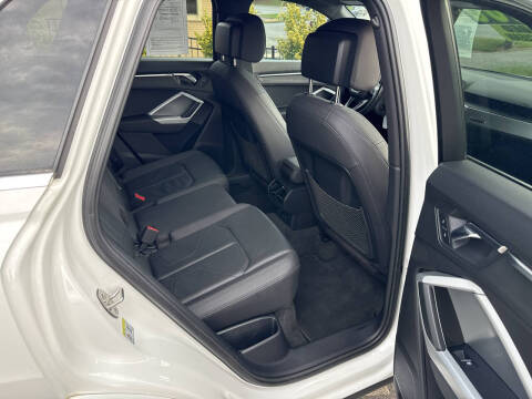 2019 Audi Q3 quattro Premium 45 TFSI