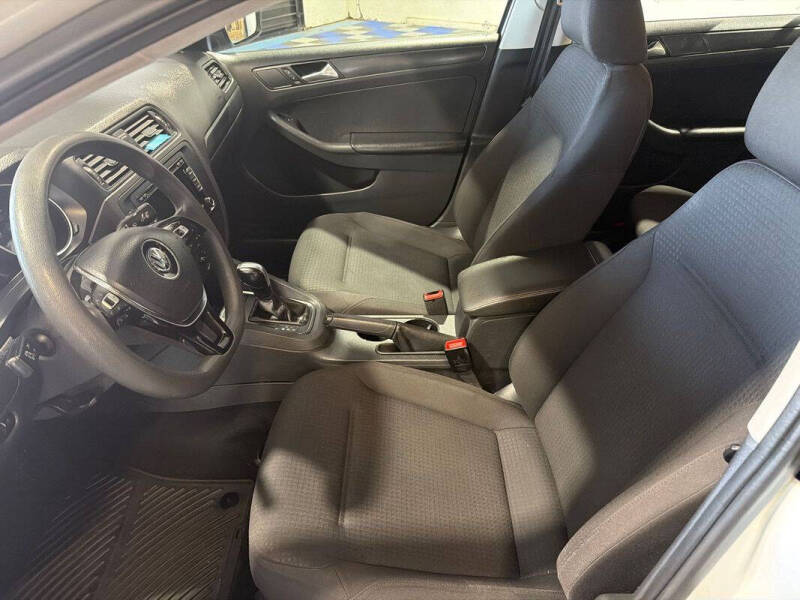 2015 Volkswagen Jetta