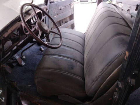 1937 Packard Super 8