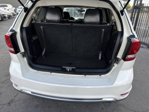 2017 Dodge Journey Crossroad Plus