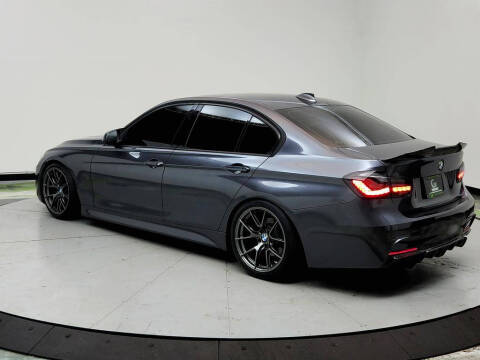 2018 BMW 3 Series 330i