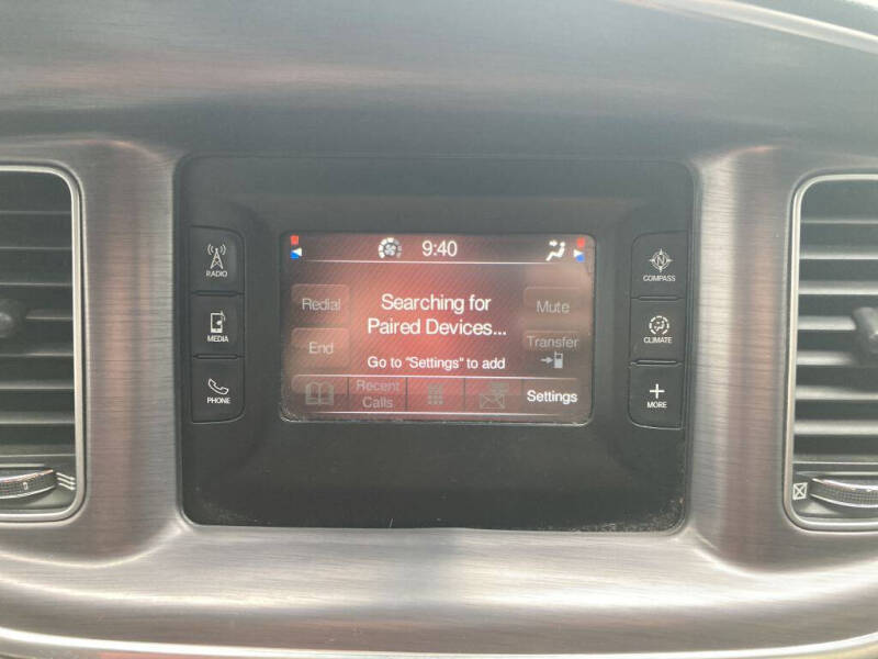 2017 Dodge Charger SE