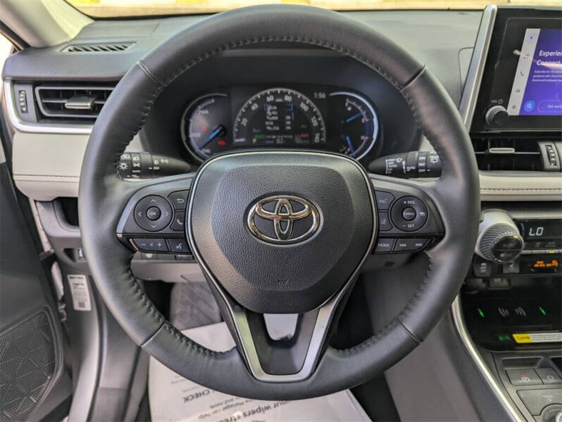 2025 Toyota RAV4 Hybrid XLE Premium