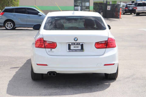2012 BMW 3 Series 328i
