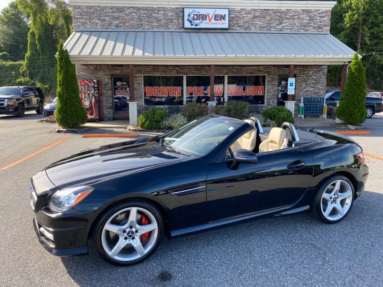 2014 Mercedes-Benz SLK for sale at Driven Pre-Owned in Lenoir, NC