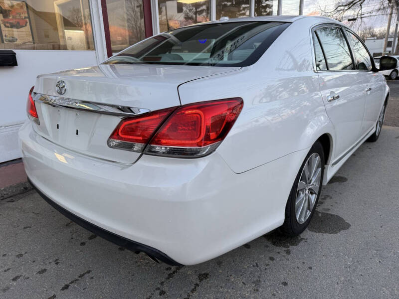 2011 Toyota Avalon Limited