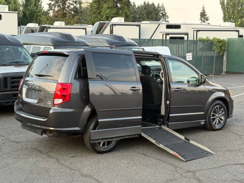 2015 Dodge Grand Caravan SXT Plus