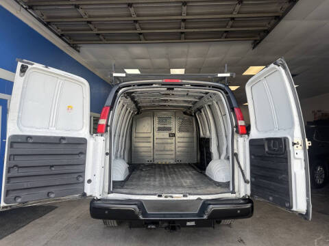 2018 Chevrolet Express 2500