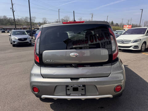 2018 Kia Soul +