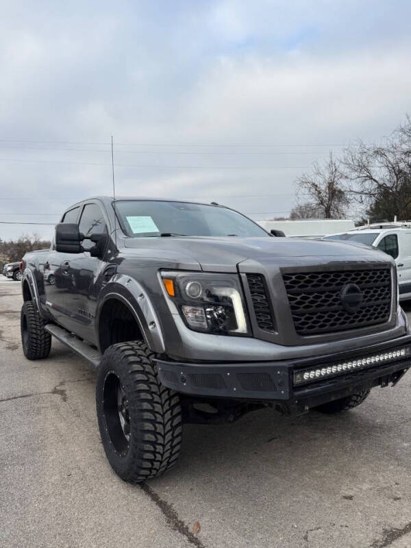 2019 Nissan Titan XD SV