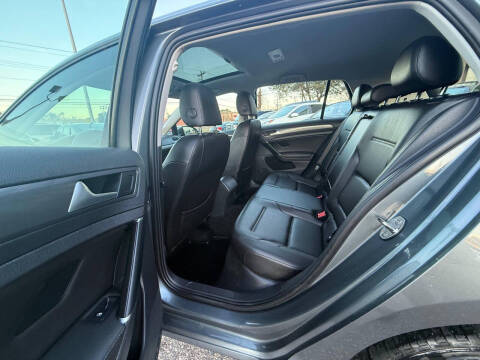 2020 Volkswagen Golf TSI