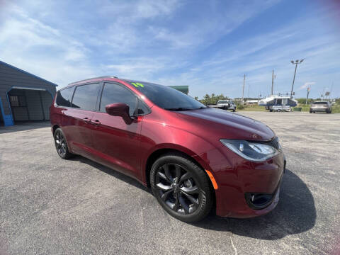 2019 Chrysler Pacifica Touring L