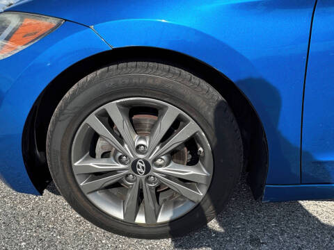 2017 Hyundai Elantra