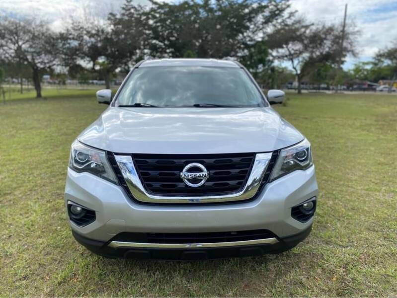 2020 Nissan Pathfinder for sale at A1 Cars for Us Corp in Medley FL
