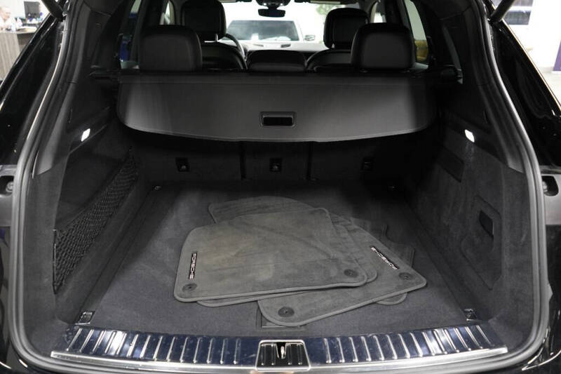 2024 Porsche Cayenne