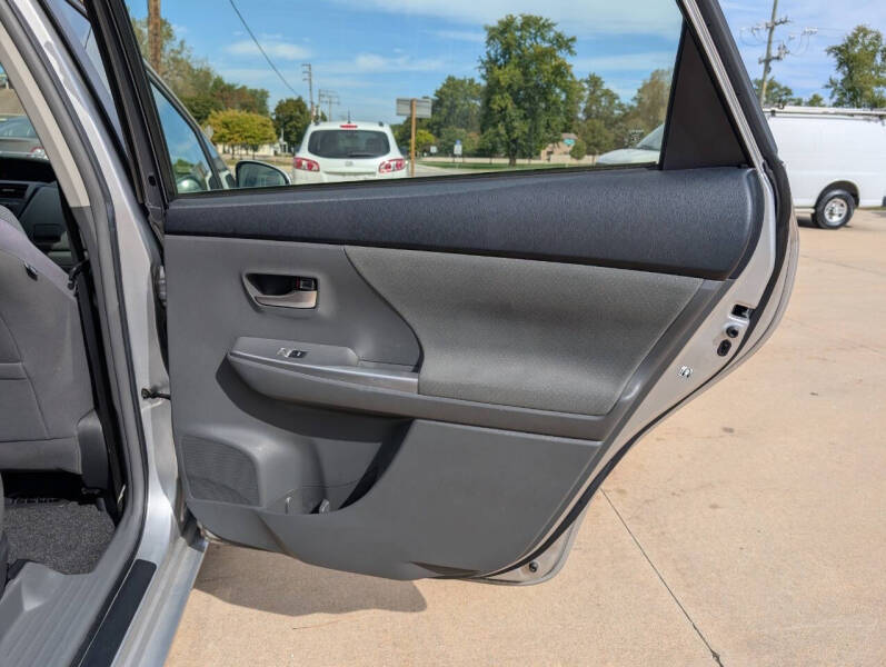 2012 Toyota Prius v Three