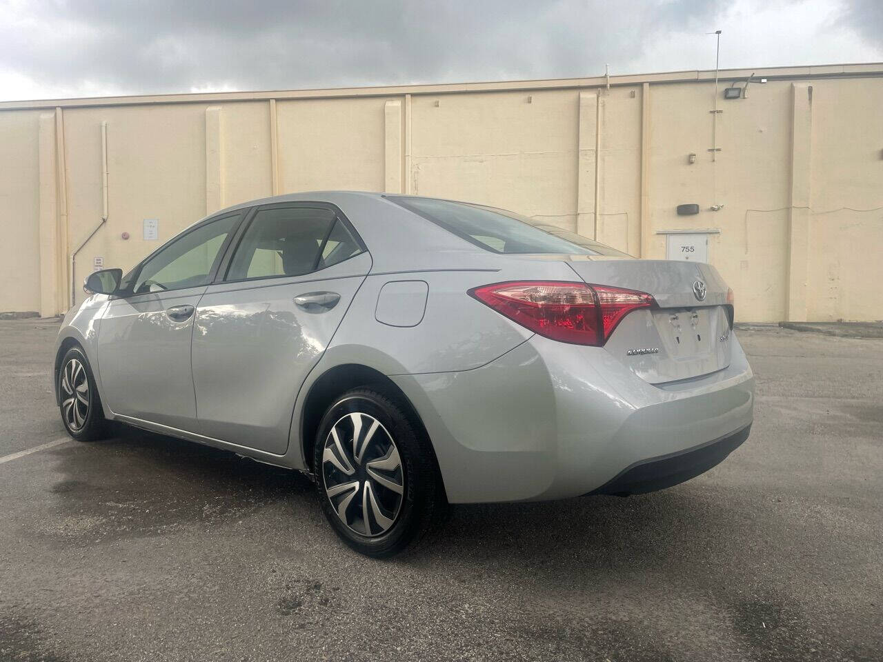 2019 TOYOTA Corolla Sedan - $12,900