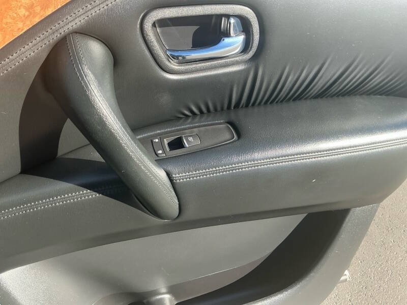 2021 Nissan Armada SL