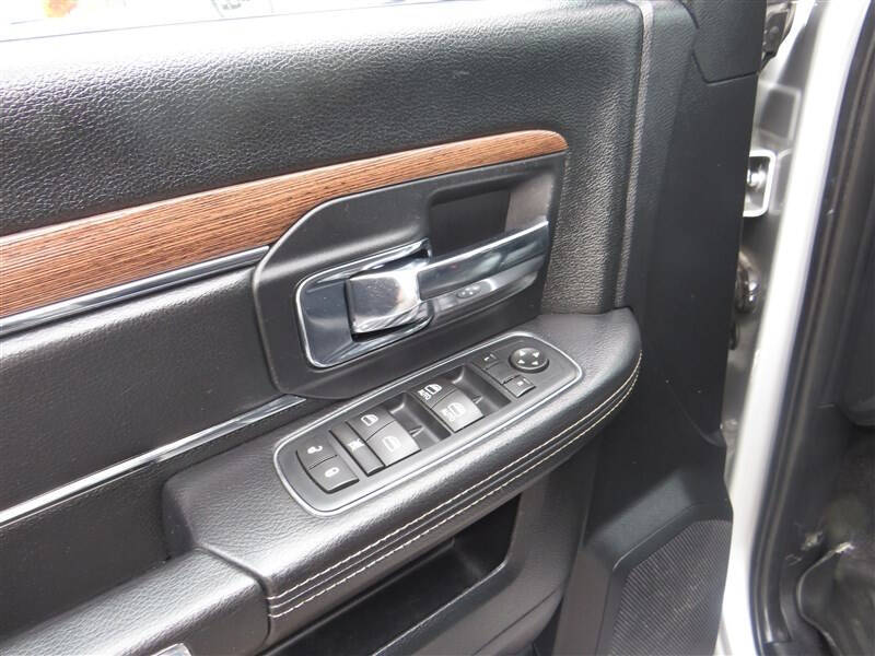 2016 RAM 1500 Laramie