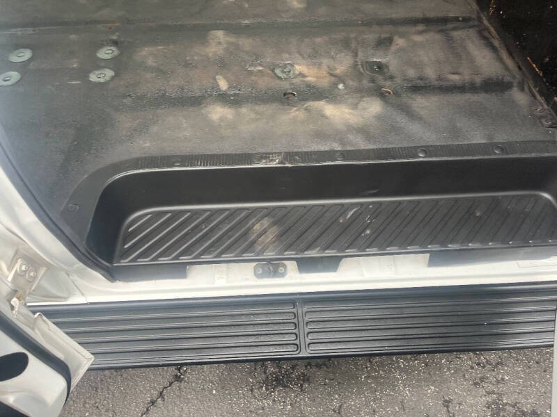 2009 Ford E-Series E-150 XL