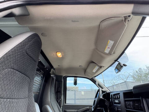 2023 Chevrolet Express 2500