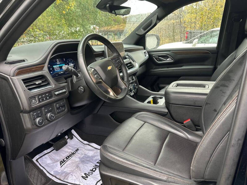 2023 Chevrolet Suburban High Country