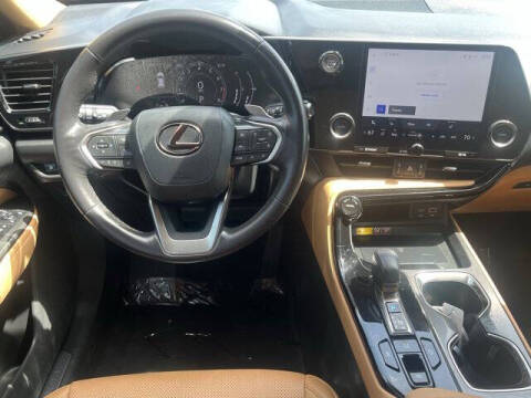 2025 Lexus NX 250