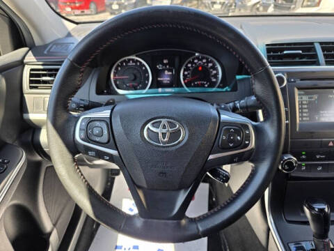 2015 Toyota Camry SE