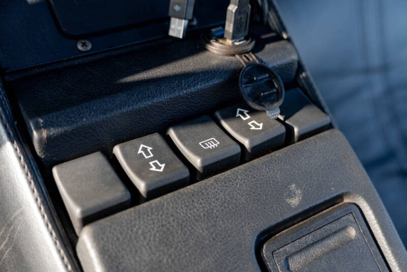 1981 DeLorean DMC-12