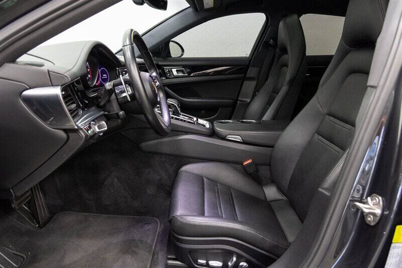 2021 Porsche Panamera