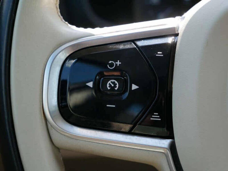 2021 Volvo S60 T5 Momentum