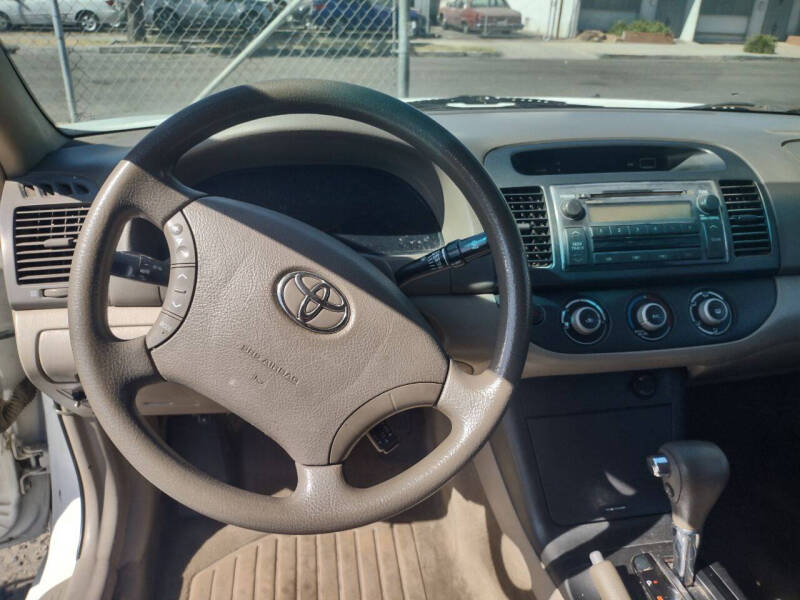 2006 Toyota Camry LE