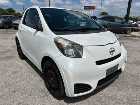 2014 Scion iQ