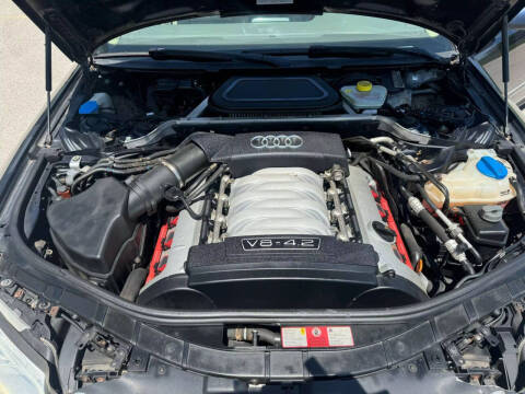 2005 Audi A8 quattro