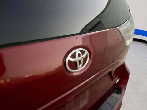 2017 Toyota Sienna SE Premium 8-Passenger