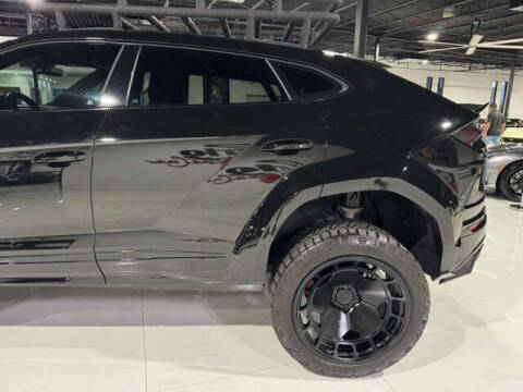 2022 Lamborghini Urus