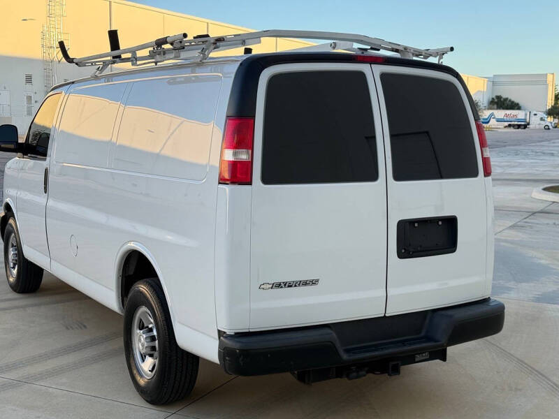 2019 Chevrolet Express 2500