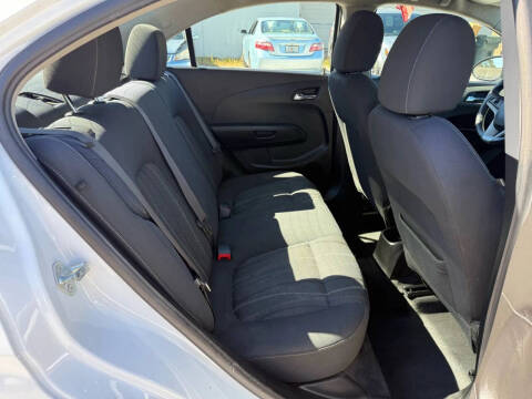 2017 Chevrolet Sonic LT Auto