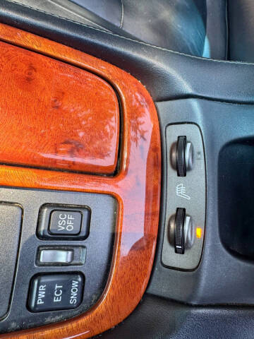 2004 Lexus SC 430