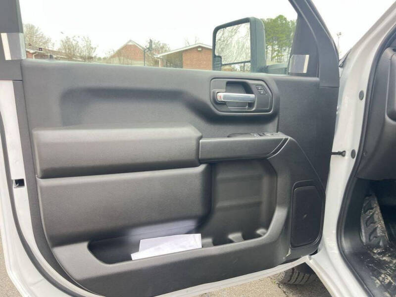 2025 GMC Sierra 2500HD Pro