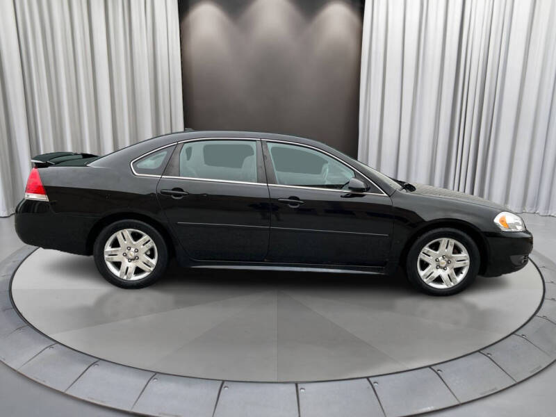 2011 Chevrolet Impala 2FL photo 2