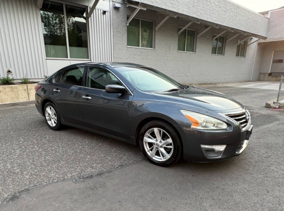 2013 Nissan Altima for sale at Worldwide Auto in Portland, OR