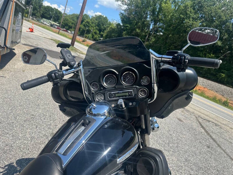 2013 Harley-Davidson FLHTK -