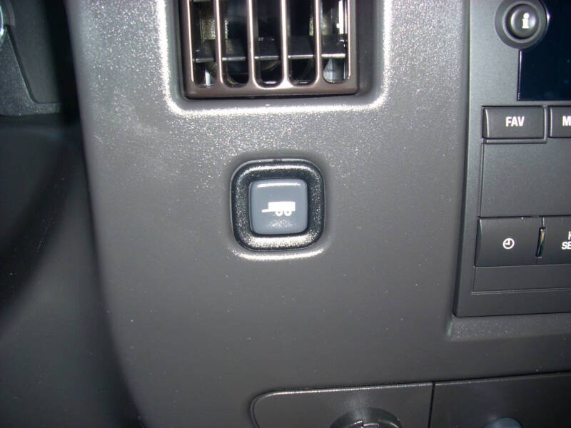 2024 Chevrolet Express LT 3500