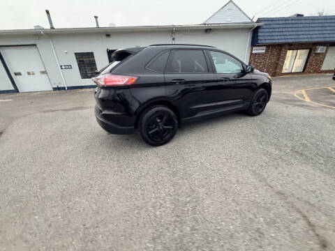 2018 Ford Edge SE