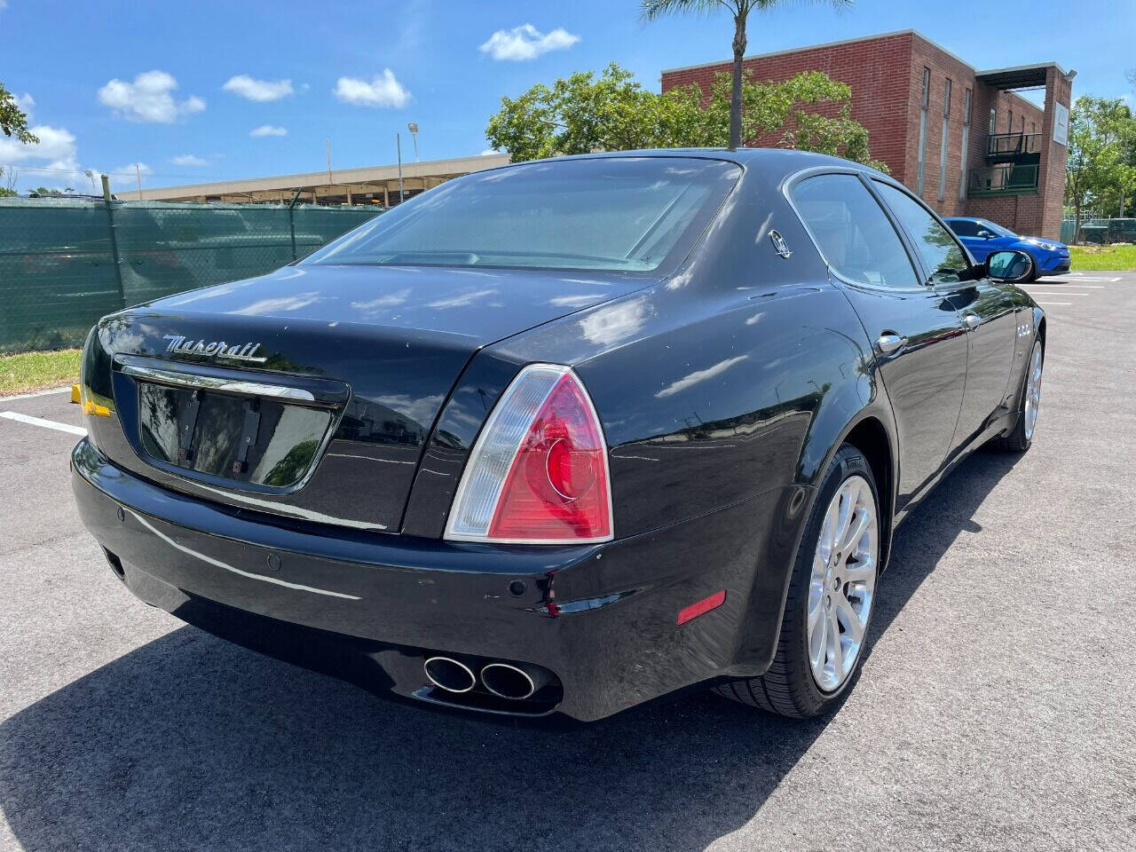 2007 Maserati Quattroporte Sedan - $15,900