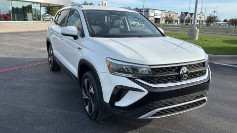 2024 Volkswagen Taos SE 4Motion