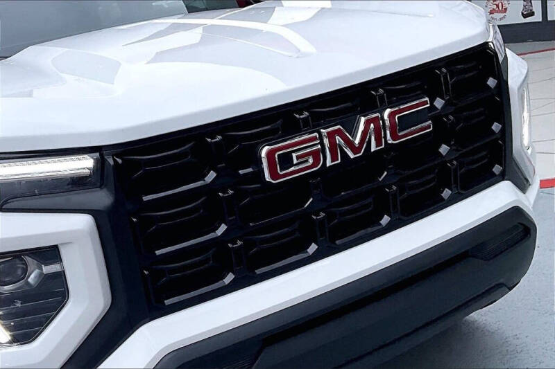 2024 GMC Canyon Elevation