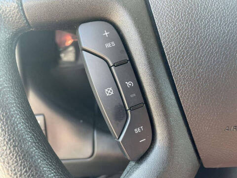 2023 Chevrolet Express 2500